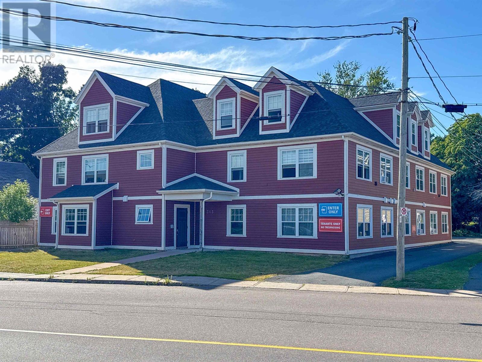 343 Kent St, Charlottetown, PE C1A 1P7