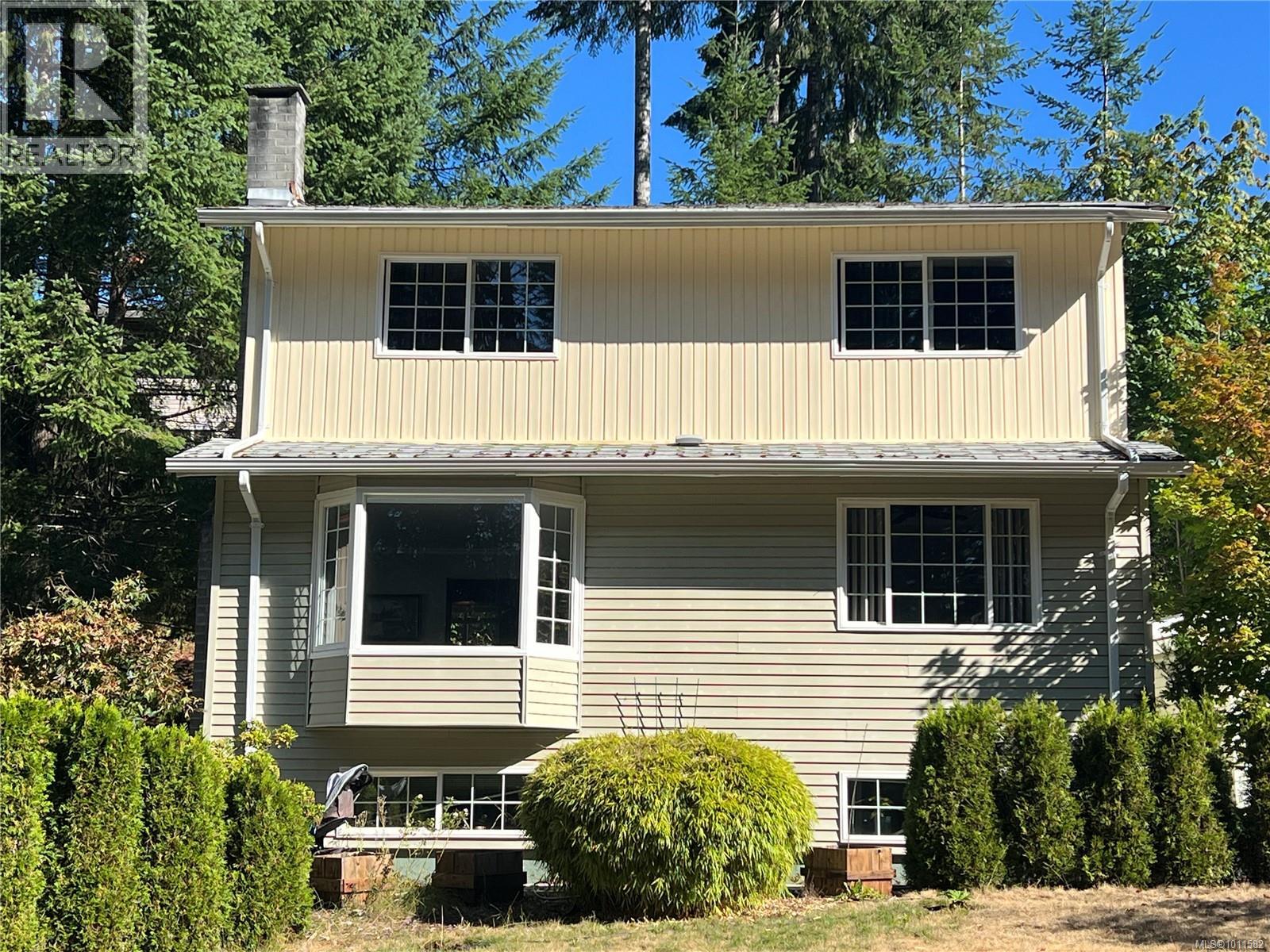 356 Nootka Dr, Gold River, BC V0P 1G0