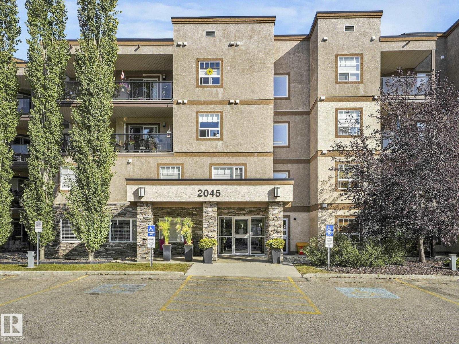 2045 Grantham Court Northwest #326, Edmonton, AB T5T 3X6