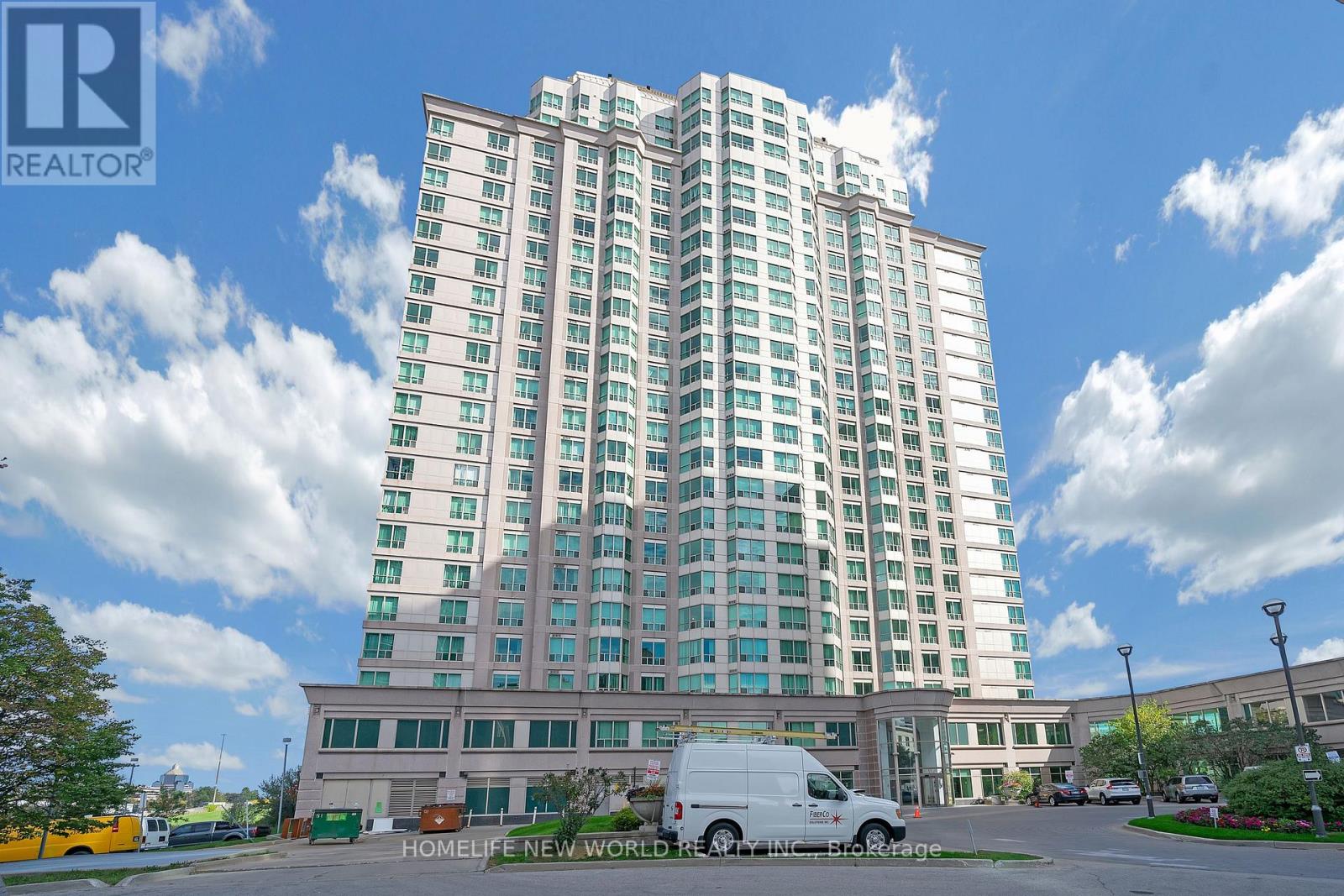 2510 11 Lee Centre Dr, Toronto, ON M1H 3J5