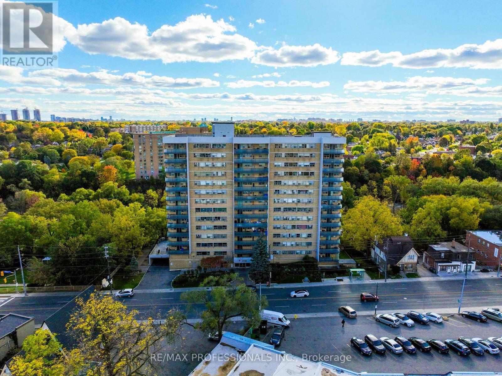 405 2130 Weston Rd, Toronto, ON M9N 3R9