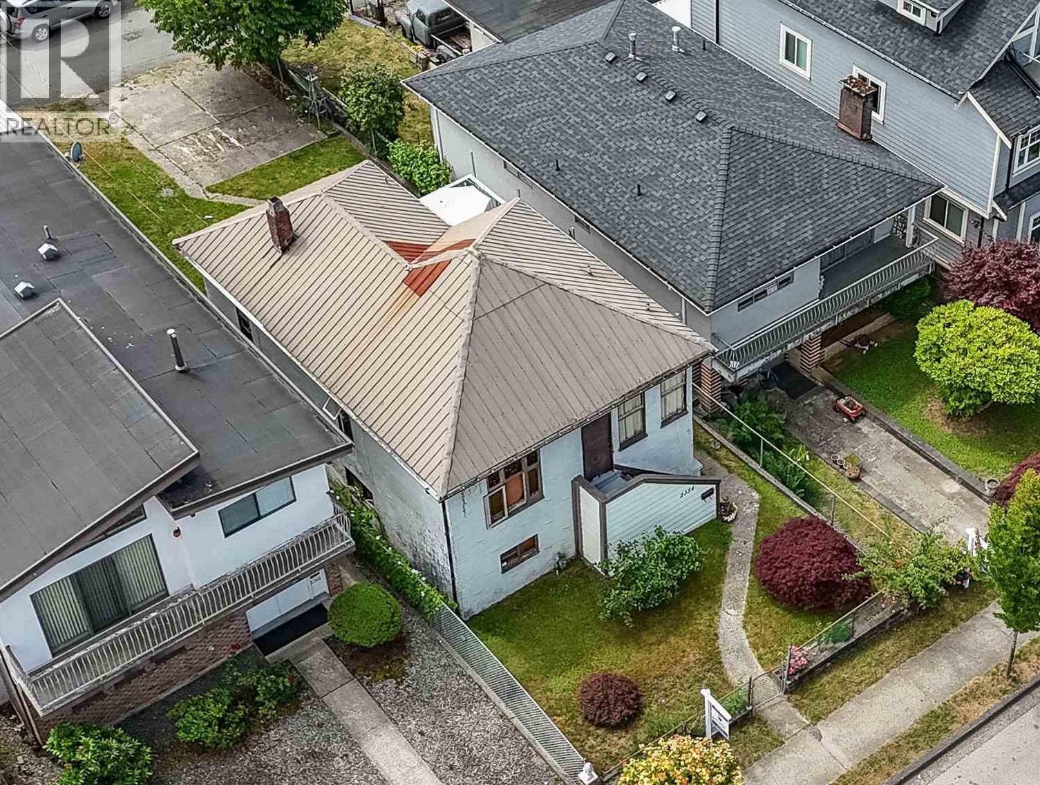 2354 E 33rd Ave, Vancouver, BC V5R 2S3