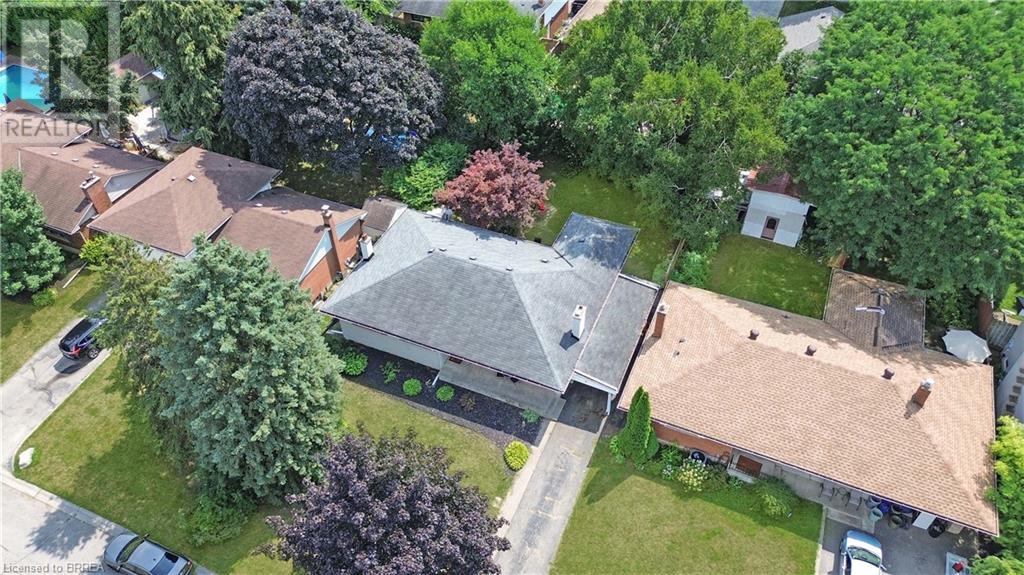6 Sherry Ln, Brantford, ON N3S 5L1