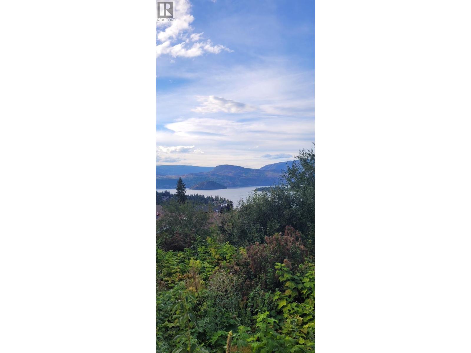 2624 Grandview Pl, Blind Bay, BC V0E 1H2