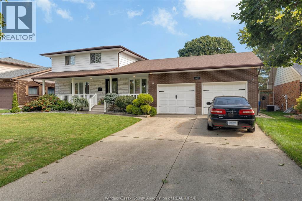 442 Baldoon Rd, Chatham, ON N7L 4V9
