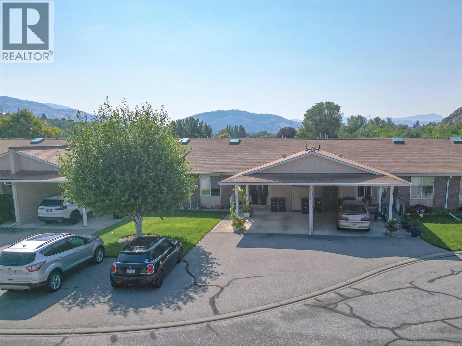 115 Redwing Place Unit 9, Oliver, BC V0H 1T4