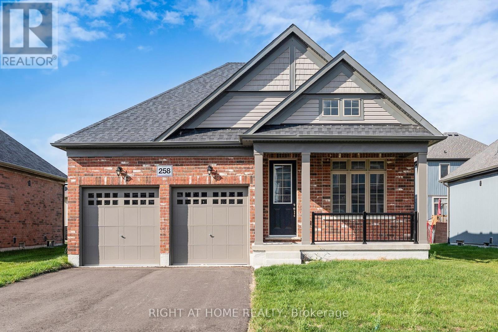 258 Duncan St, Clearview, ON L0M 1S0