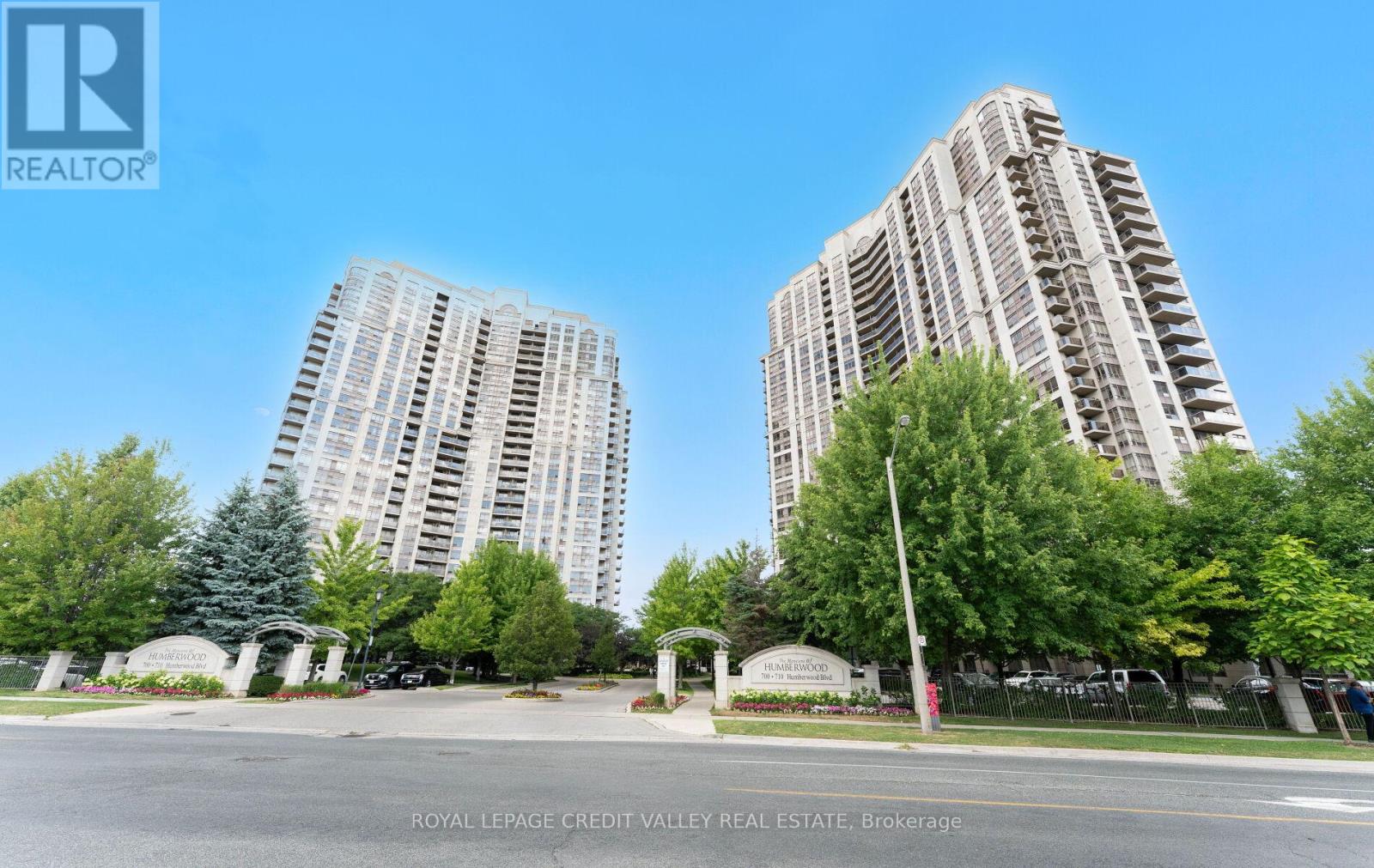2023 700 Humberwood Blvd SE, Toronto, ON M9W 7J4