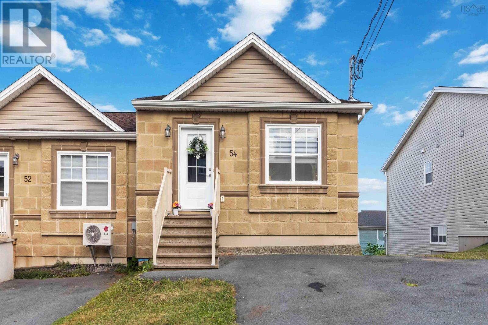 54 Fescue Ct, Middle Sackville, NS B4E 0L8