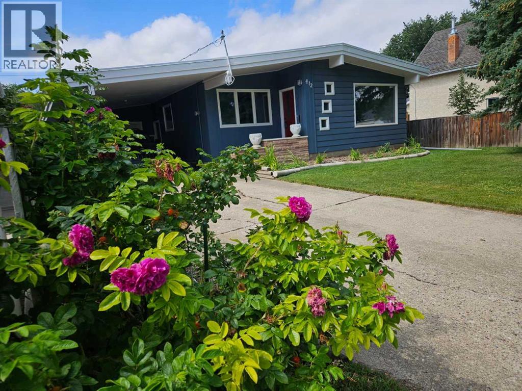 12 Street N Unit 412 #a, Lethbridge, AB T1H 2J5