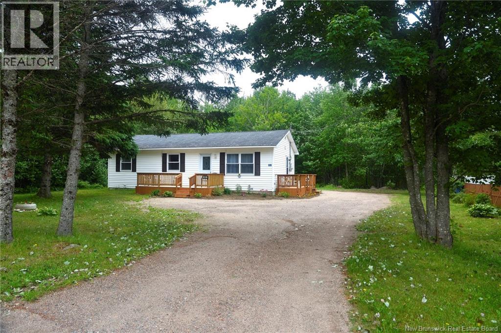 82 Old Harvey Rd, McAdam, NB E6J 1B8