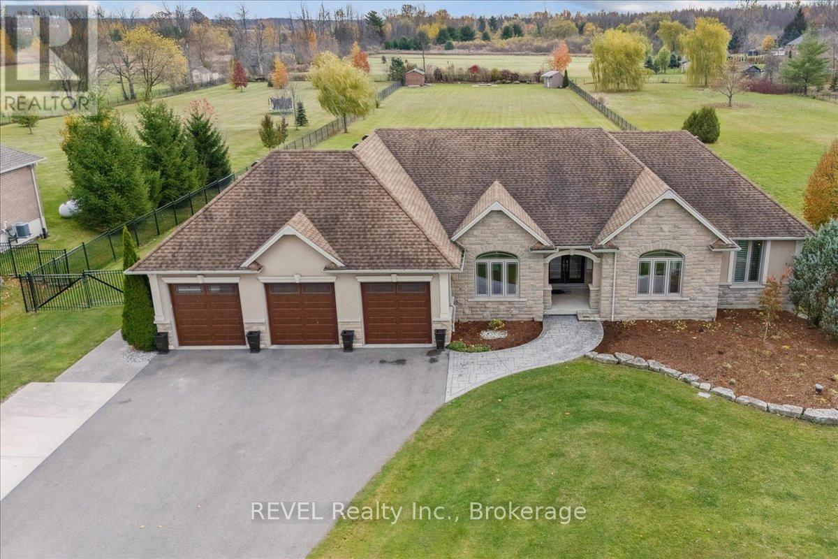 1330 Concession 6 Rd W, Hamilton, ON L8B 1N1