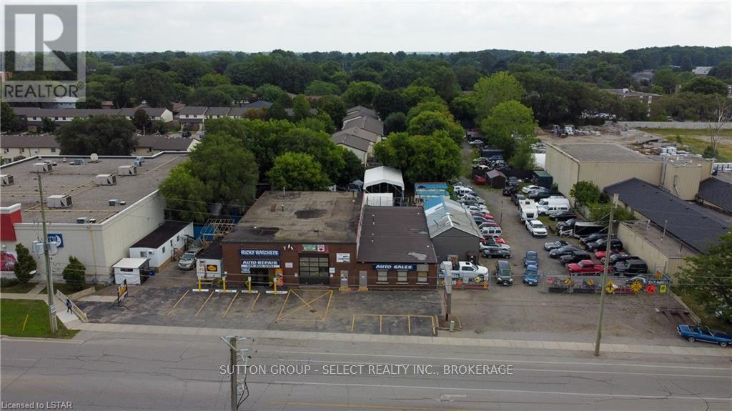 140 Clarke Rd, London, ON N5W 5E1