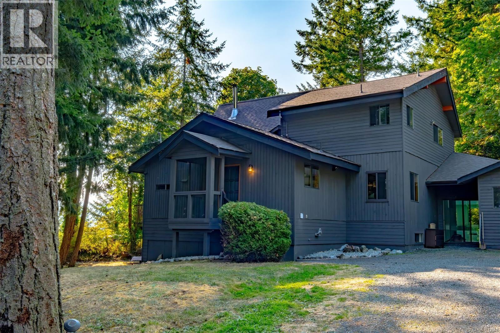 2809 Powder Point Rd, Nanoose Bay, BC V9P 9E9