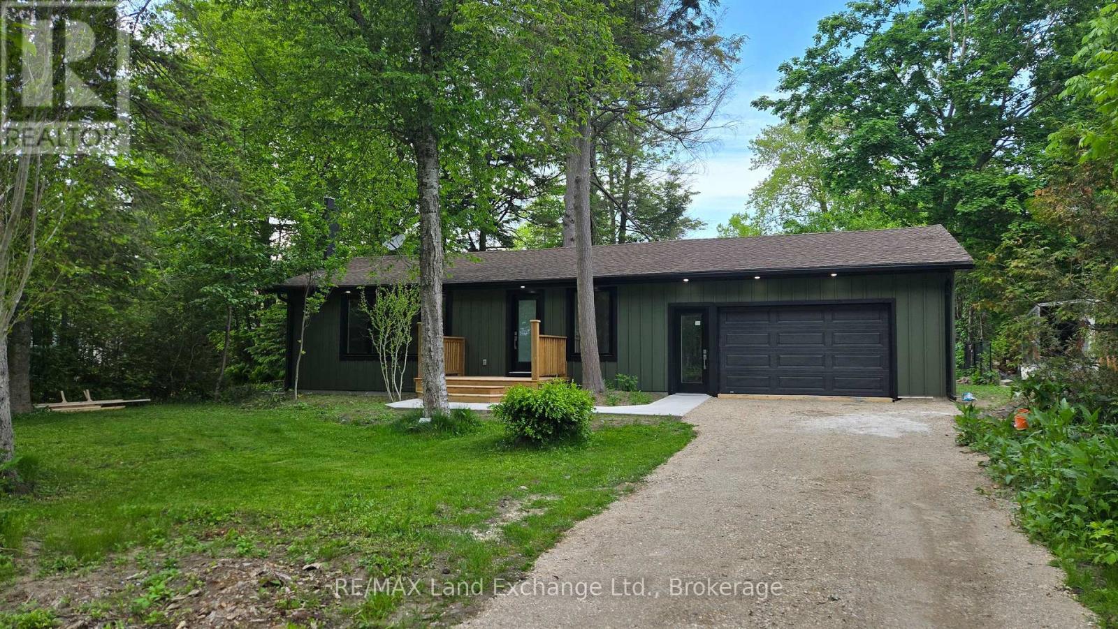325 Ojibwa Trl, Huron-Kinloss, ON N0G 2R0