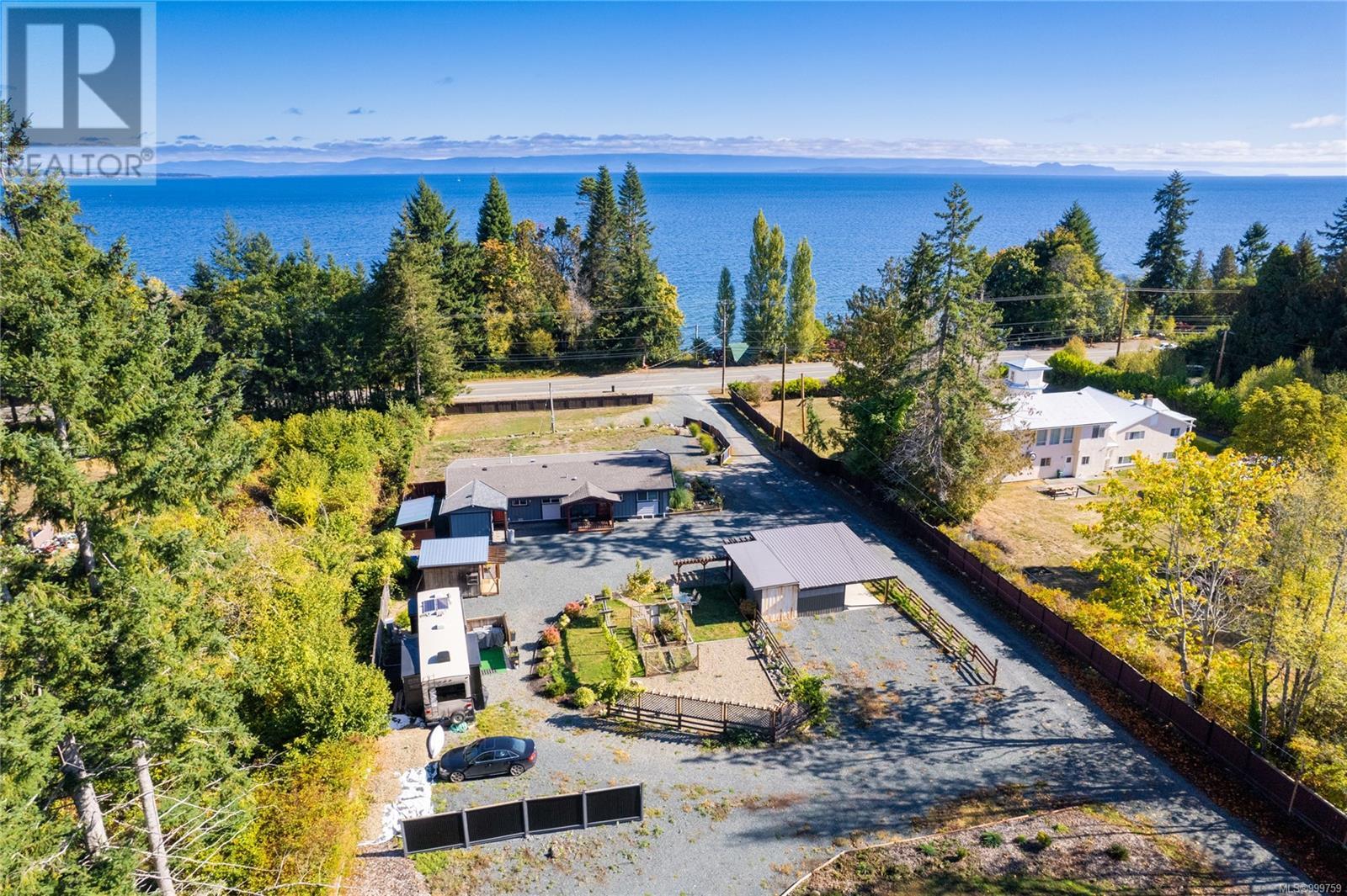 6712 Island Hwy W, Bowser, BC V0R 1G0