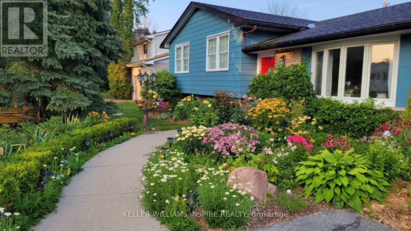 175 Sherman St, Kingston, ON K7M 4G9