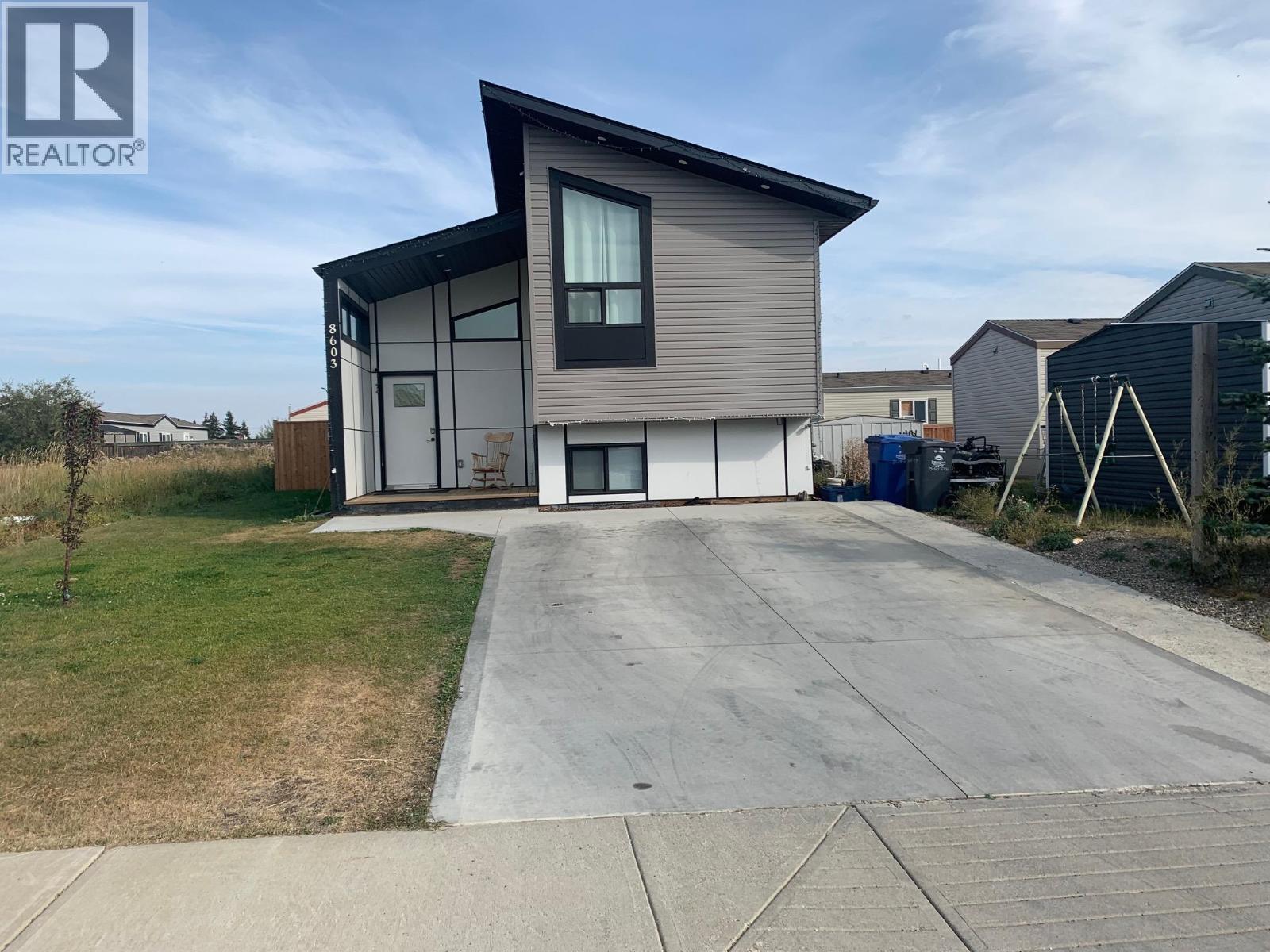 81 Street Unit 8603, Fort St. John, BC V1J 0M4