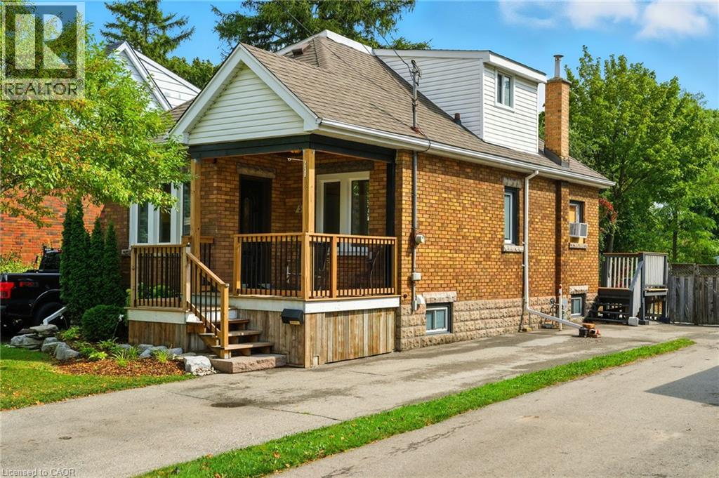 57 Highcliffe Ave, Hamilton, ON L9A 3L3