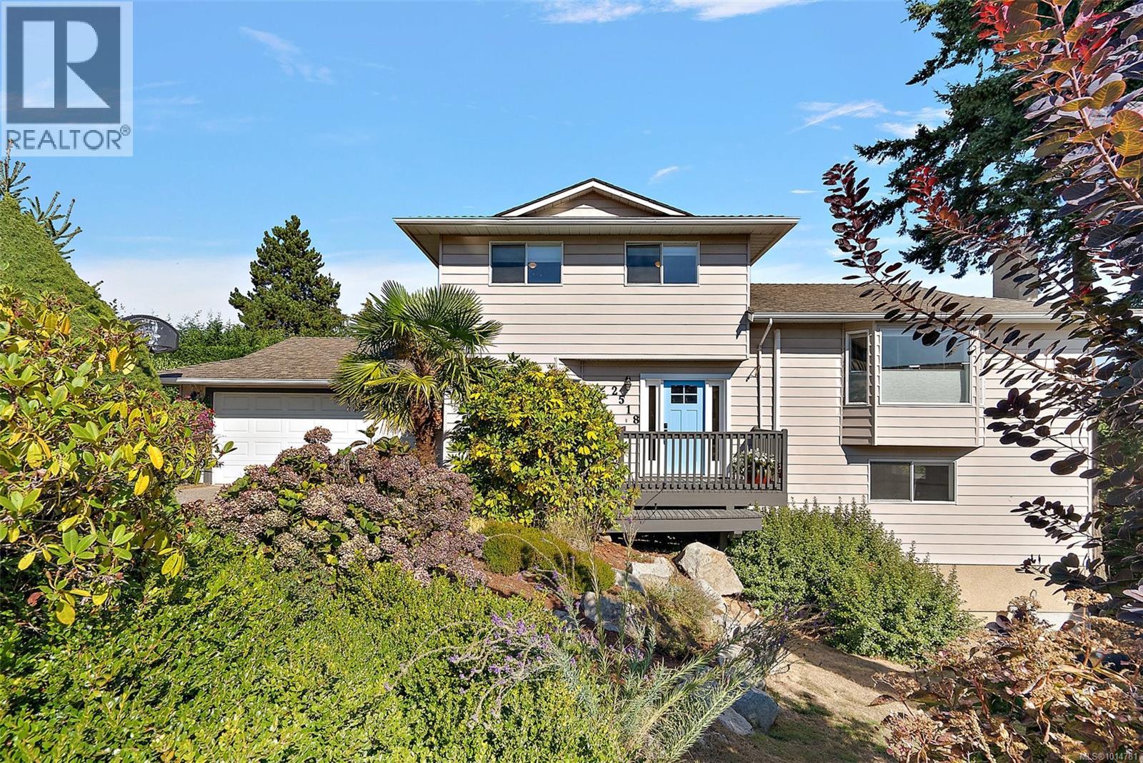 2518 Monte Vista Pl, Central Saanich, BC V8Z 6Y3