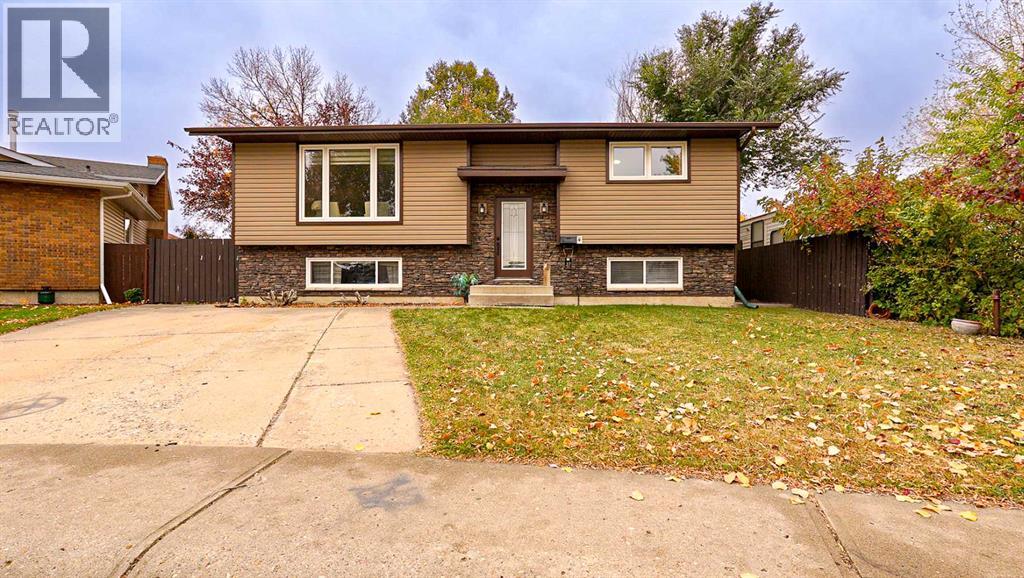 37 Ross Haven Way SE, Medicine Hat, AB T1B 2T7