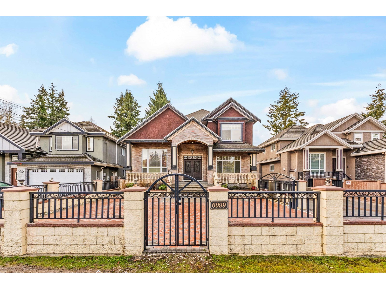 132 Street Unit 6099, Surrey, BC V3X 1M9