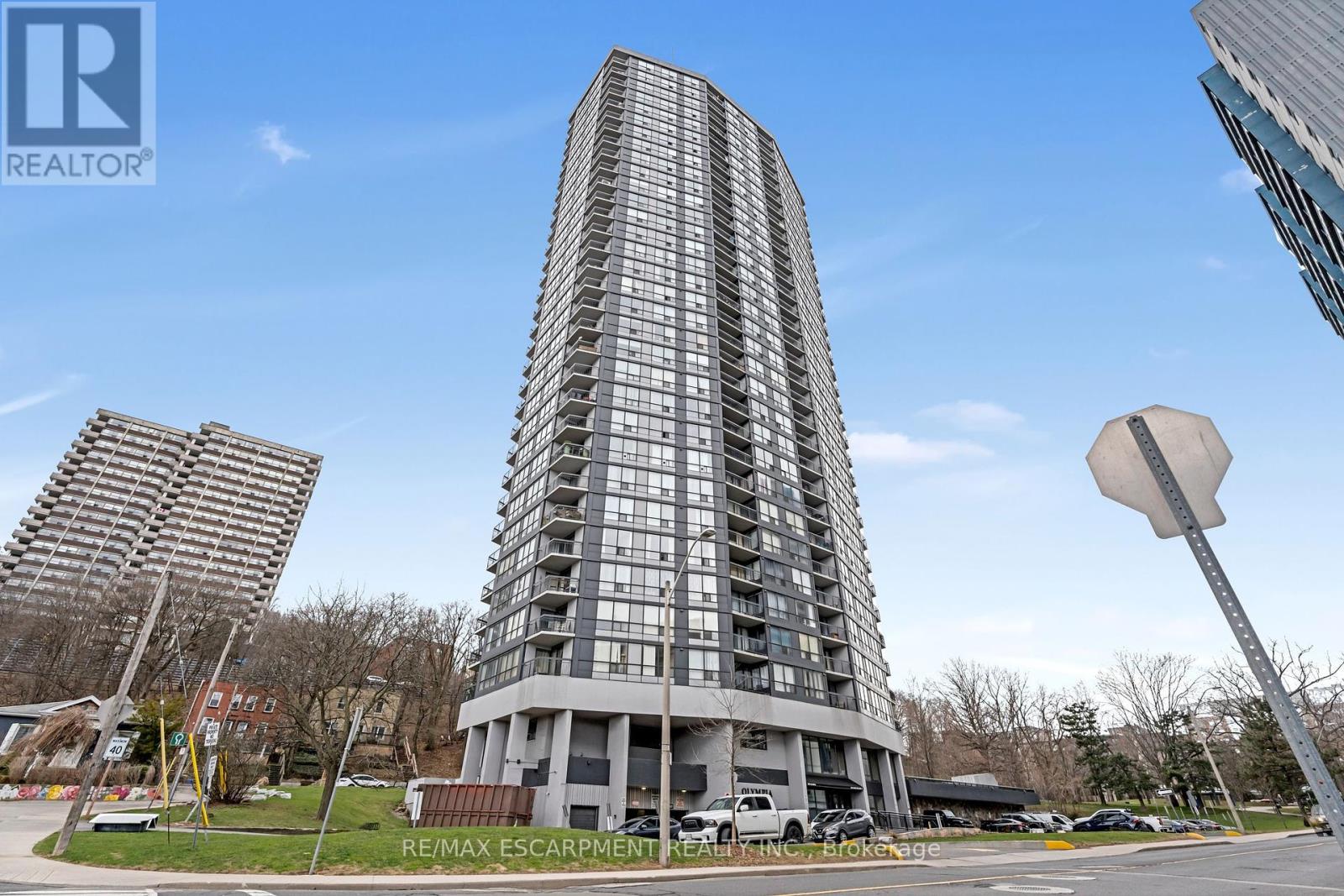 3308 150 Charlton Ave E, Hamilton, ON L8N 3X3