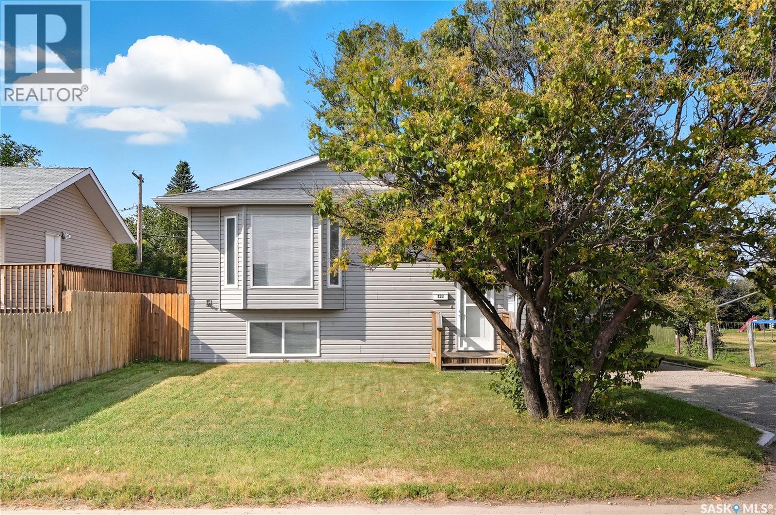 133 Railway Ave E, Vanscoy, SK S0L 3J0