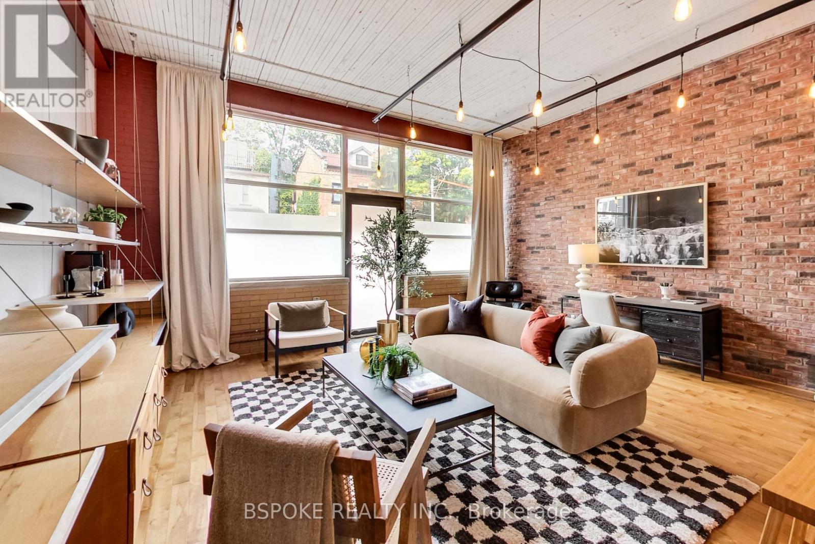 115 365 Dundas St E, Toronto, ON M5A 4R9