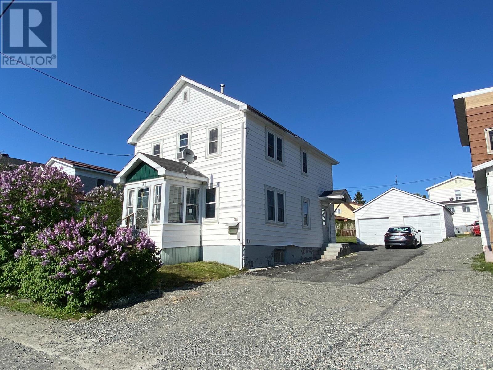 35 Main St, Kirkland Lake, ON P2N 3E2