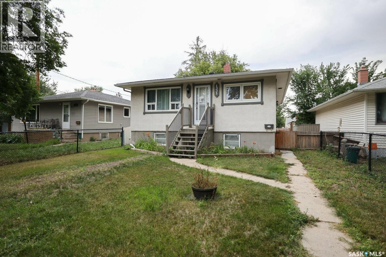 1335 Edward St, Regina, SK S4T 4M7
