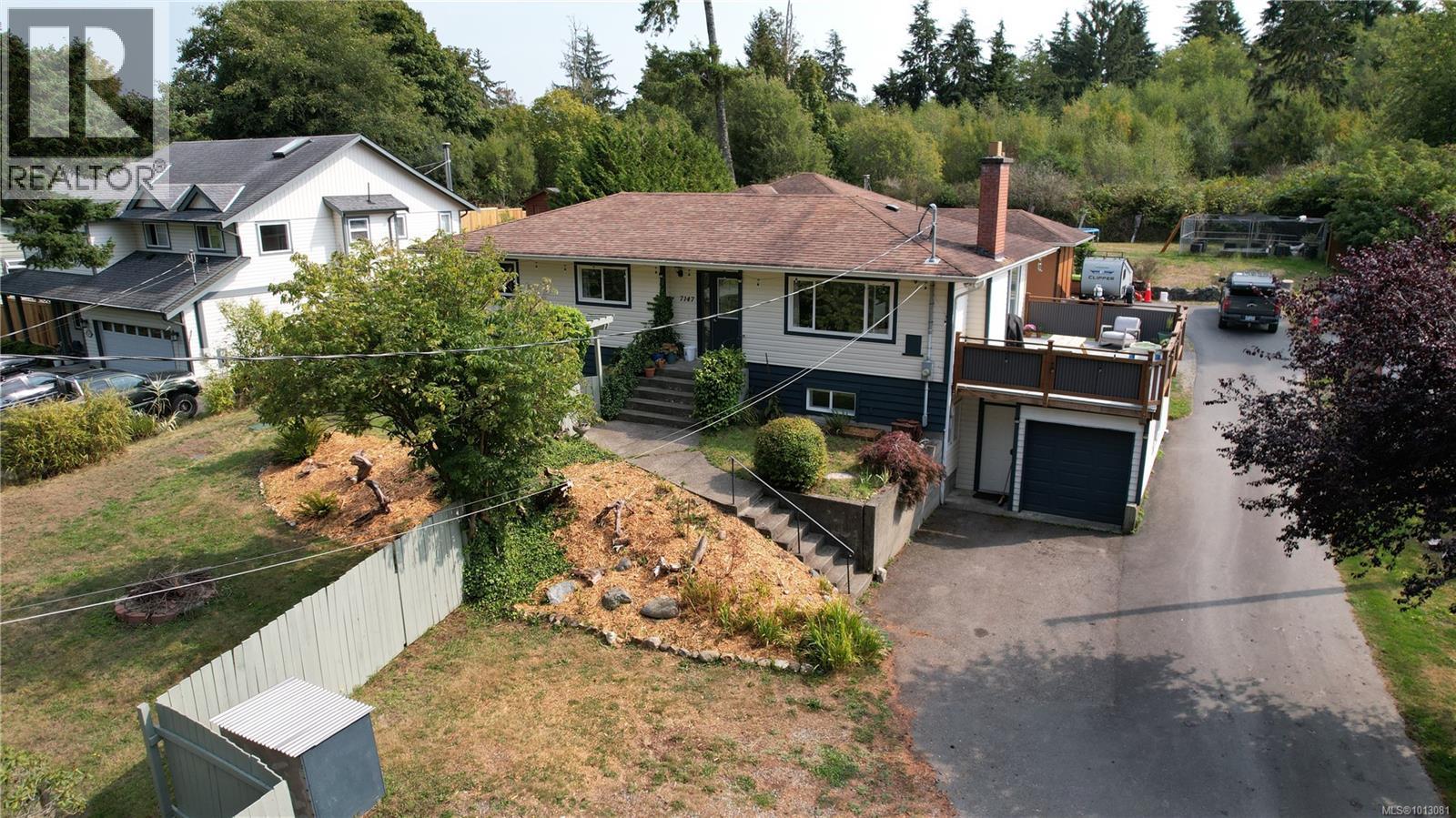 7147 Wright Rd, Sooke, BC V9Z 0S5