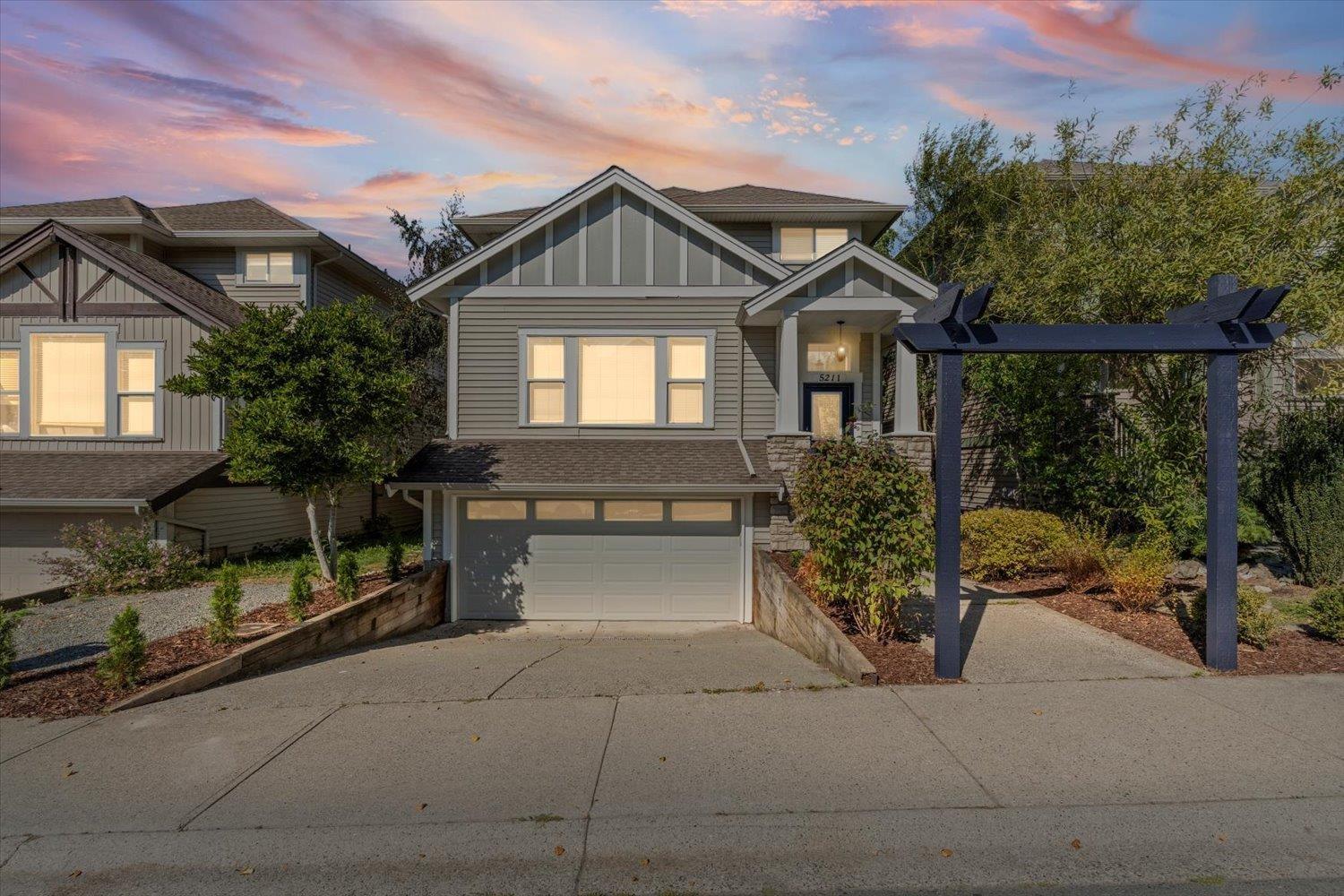 5211 Bridlewood Drivepromontory, Chilliwack, BC V2R 5W9