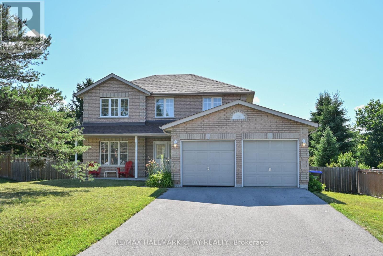 16 Brian Cres, Adjala-Tosorontio, ON L0M 1J0