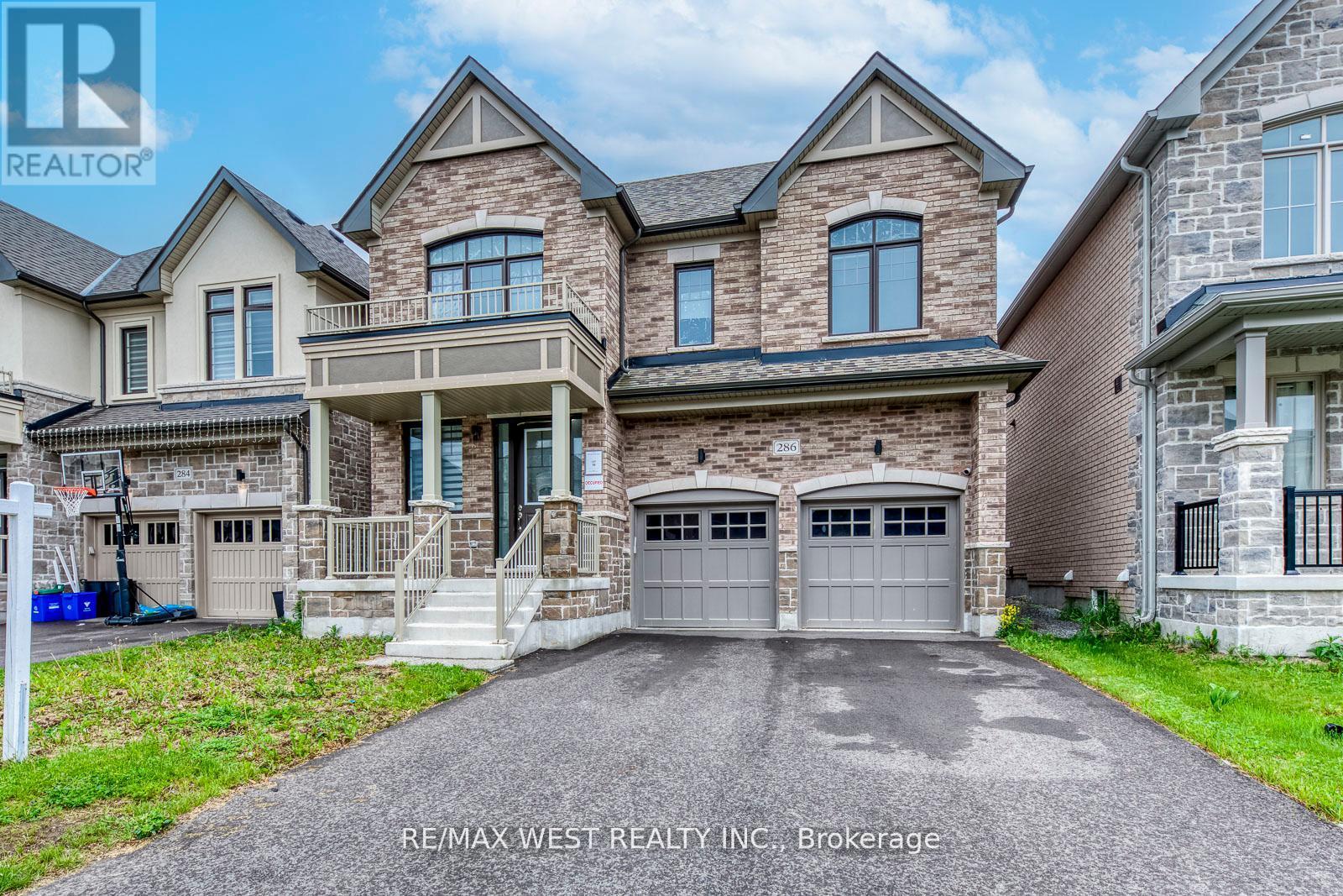 286 Danny Wheeler Blvd, Georgina Keswick North, ON L4P 0J9