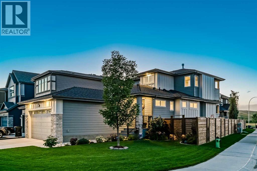 60 Walcrest Hl SE, Calgary, AB T2X 4V9