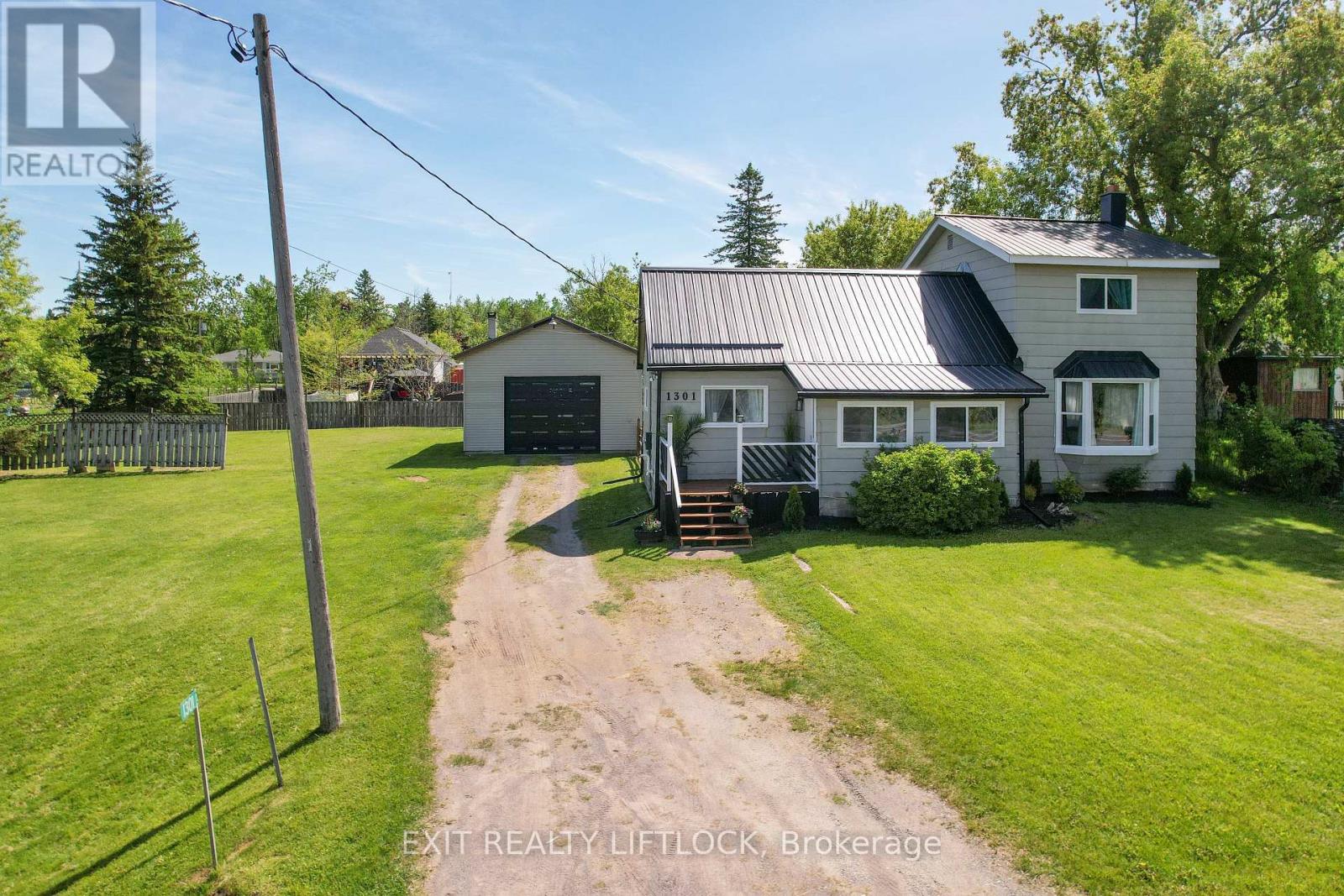 1301 County Rd 28 Rd, Otonabee-South Monaghan, ON K0L 1V0