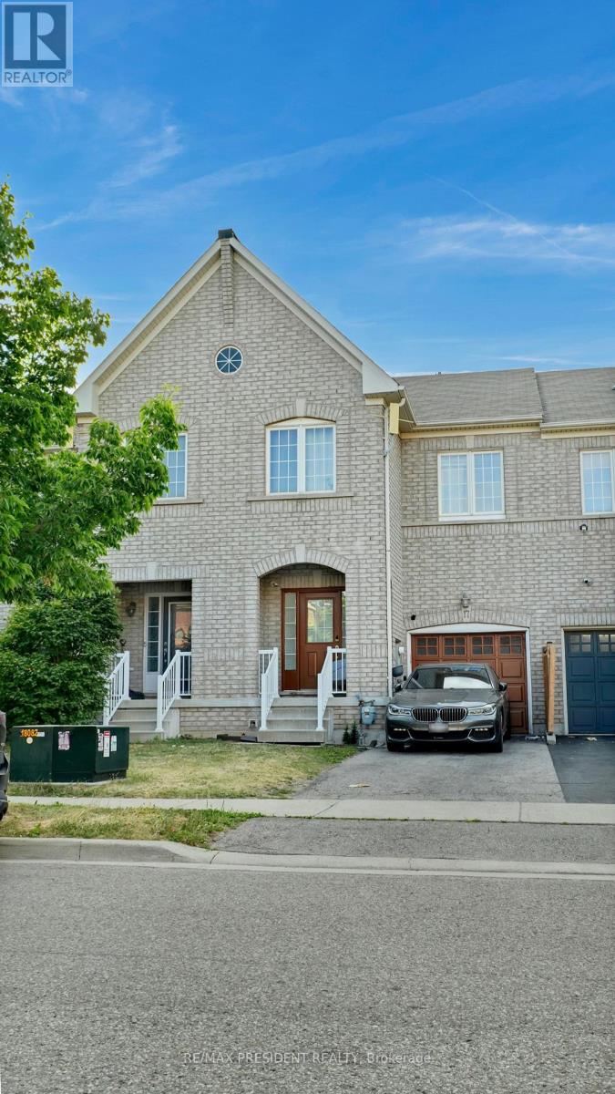 17 Frenchpark Cir, Brampton Credit Valley, ON L6X 0Y6