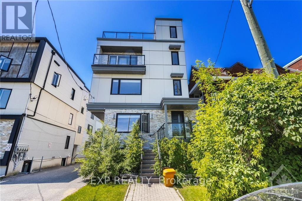 458 Nelson St, Ottawa, ON K1N 7S8