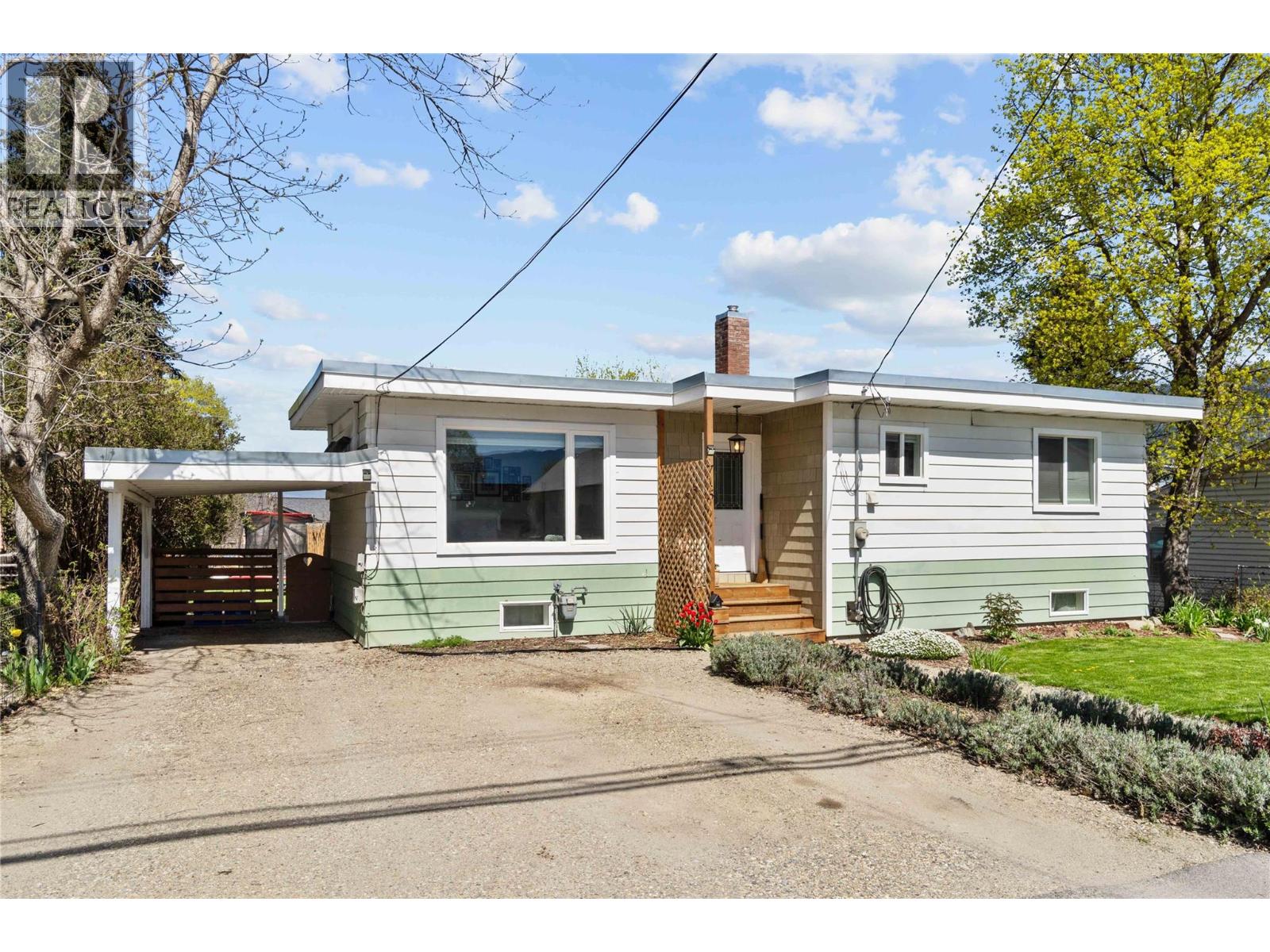 715 Mill Ave, Enderby, BC V0E 1V0