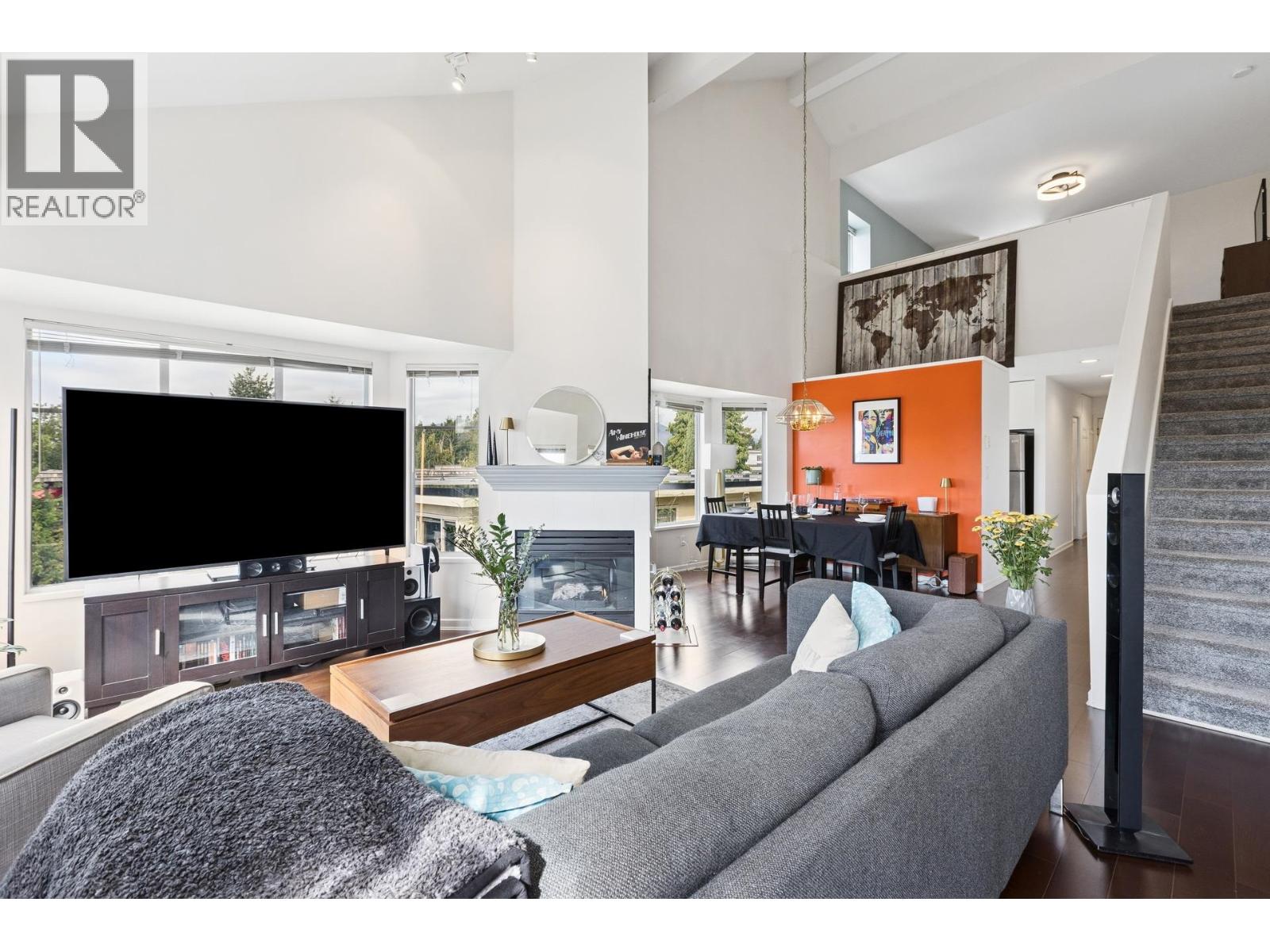 131 W 20th Street Unit 303, North Vancouver, BC V7M 1Y2