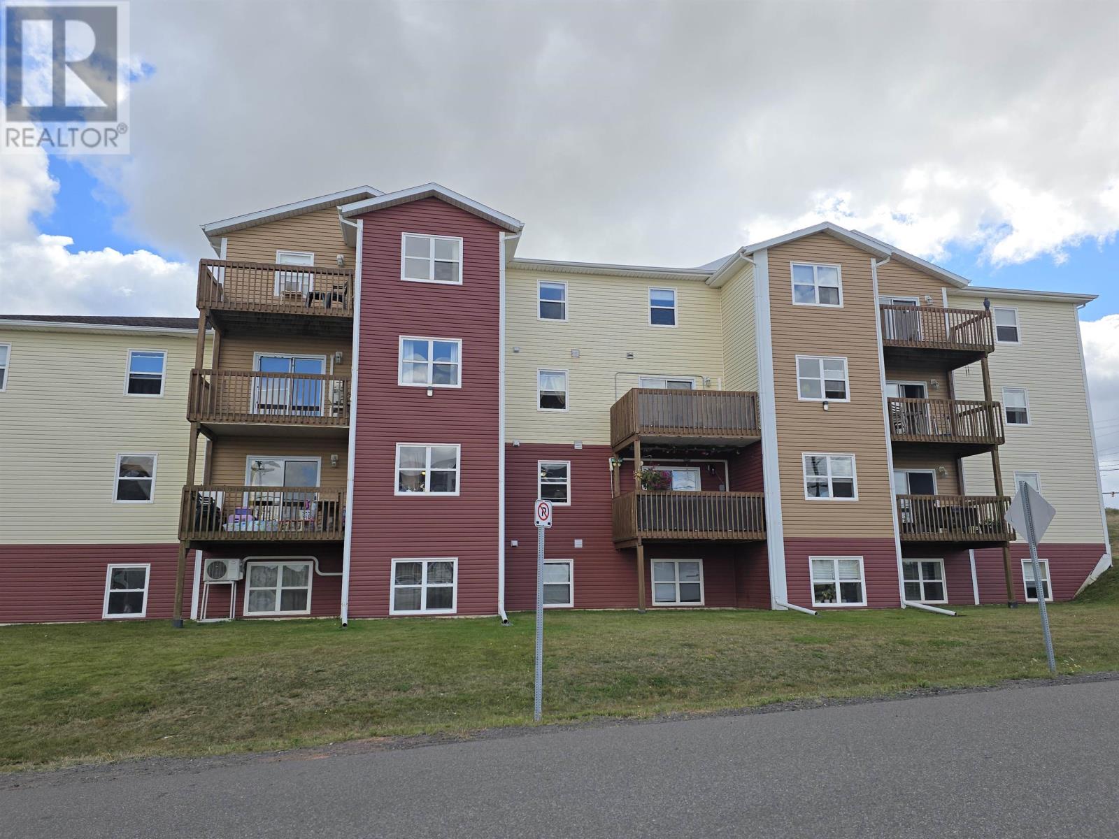 2 Elena Ct #5, Charlottetown, PE C1C 0B2