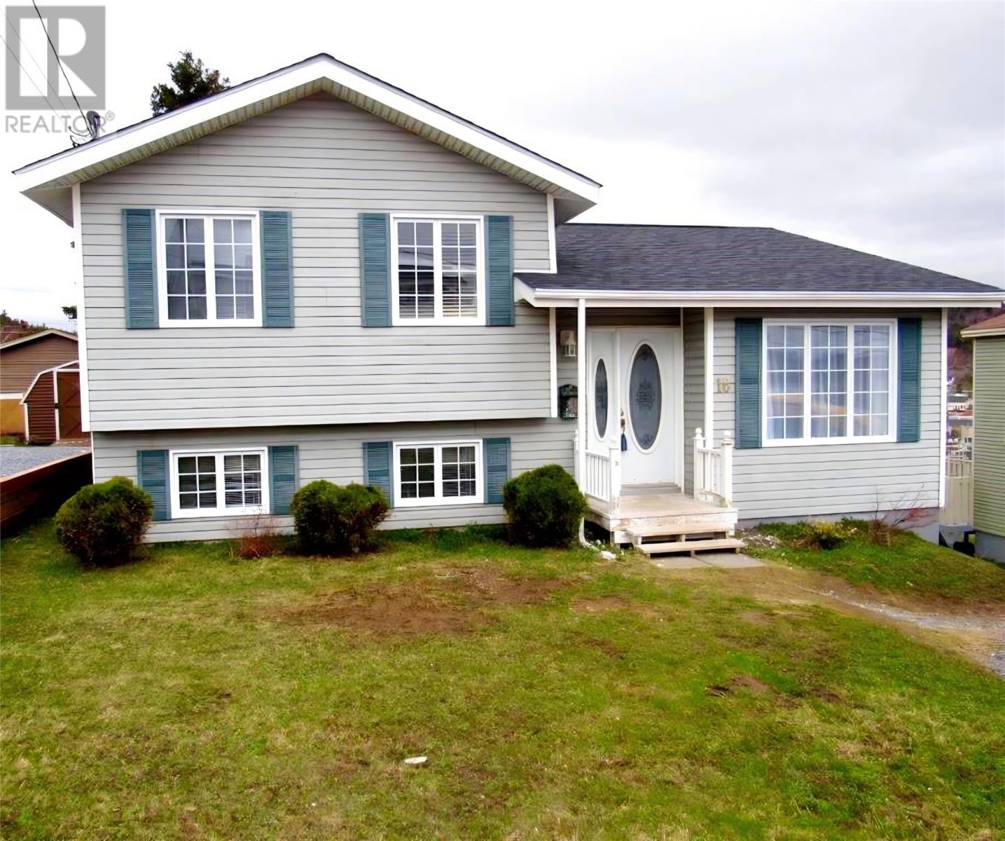 16 Bayview Hts, Corner Brook, NL A2H 5W5