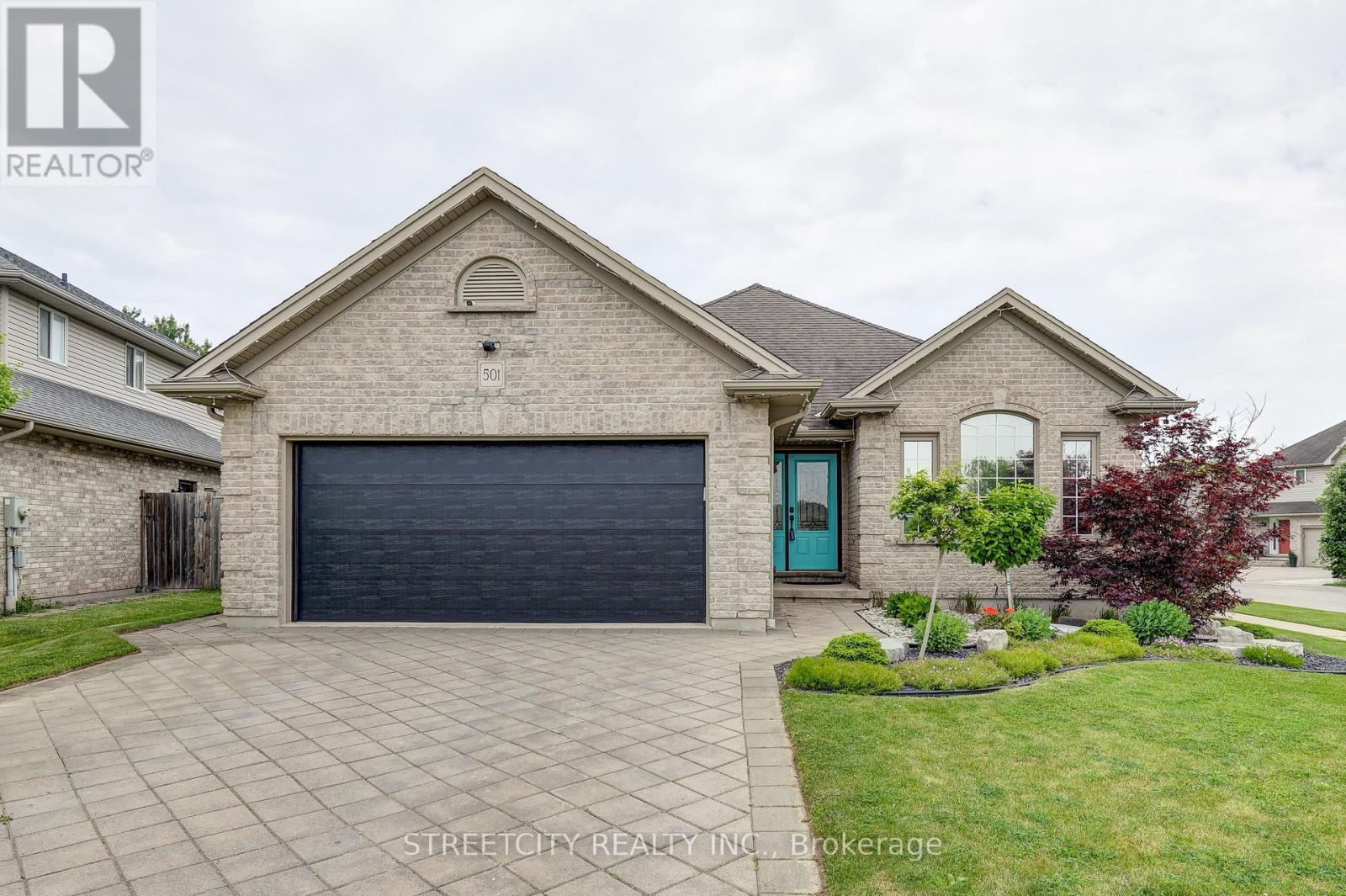 501 Darcy Dr, Strathroy-Caradoc, ON N7G 0A4