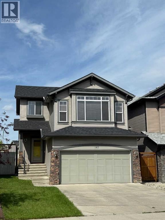 147 New Brighton Close SE, Calgary, AB T2Z 0E4