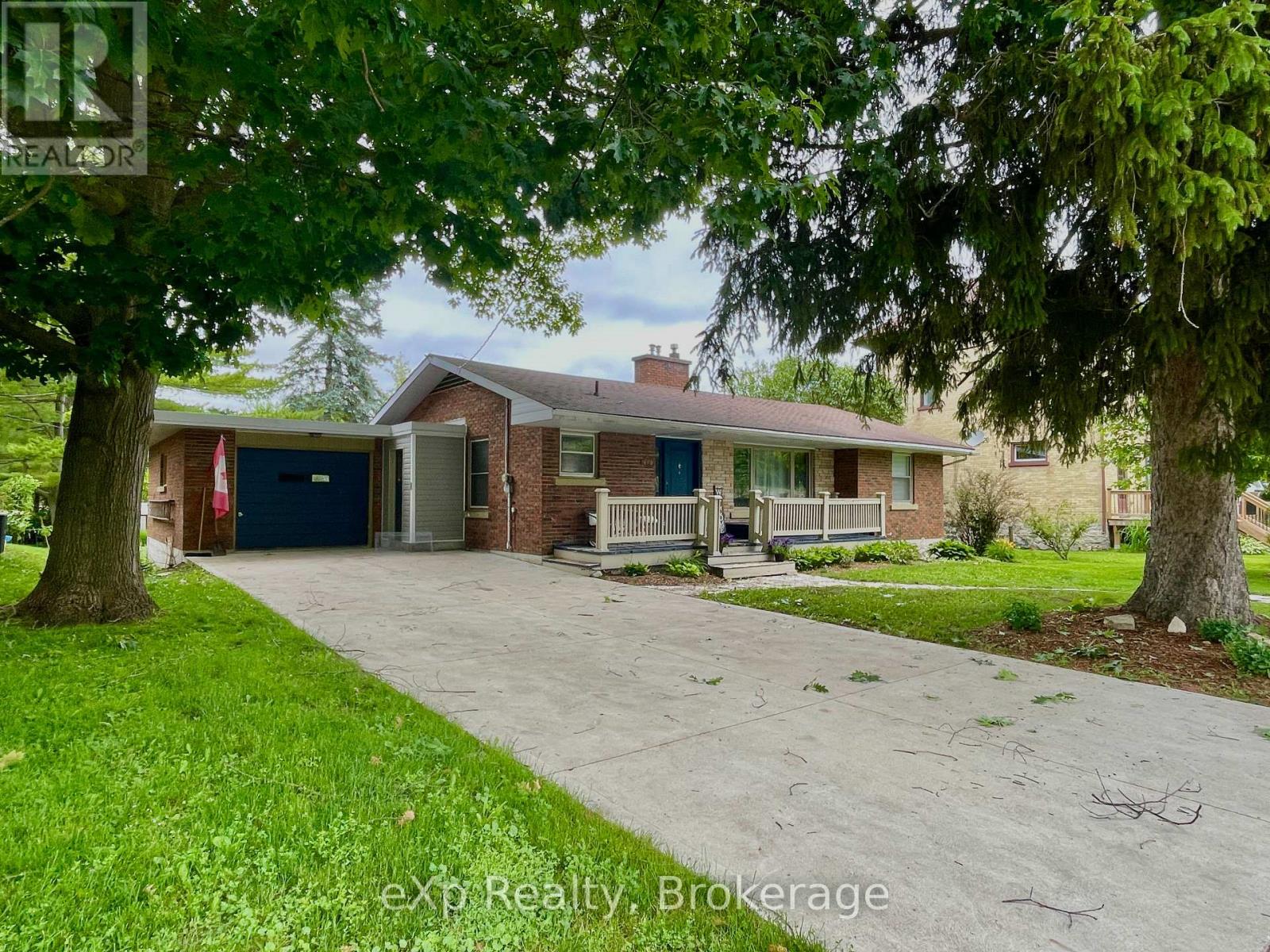 410 Cayley St, Brockton, ON N0G 2V0