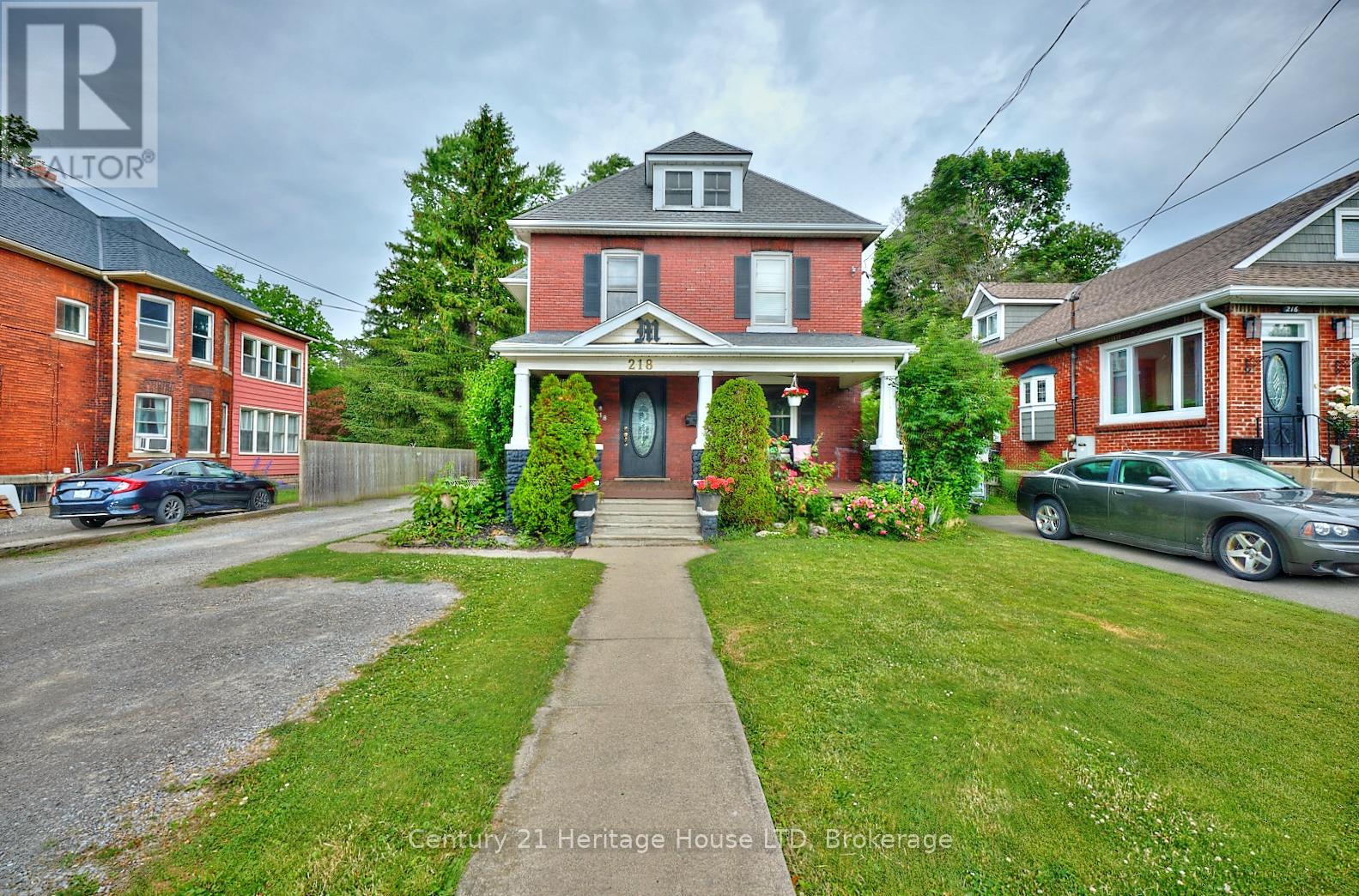 218 Phipps St, Fort Erie, ON L2A 2V5