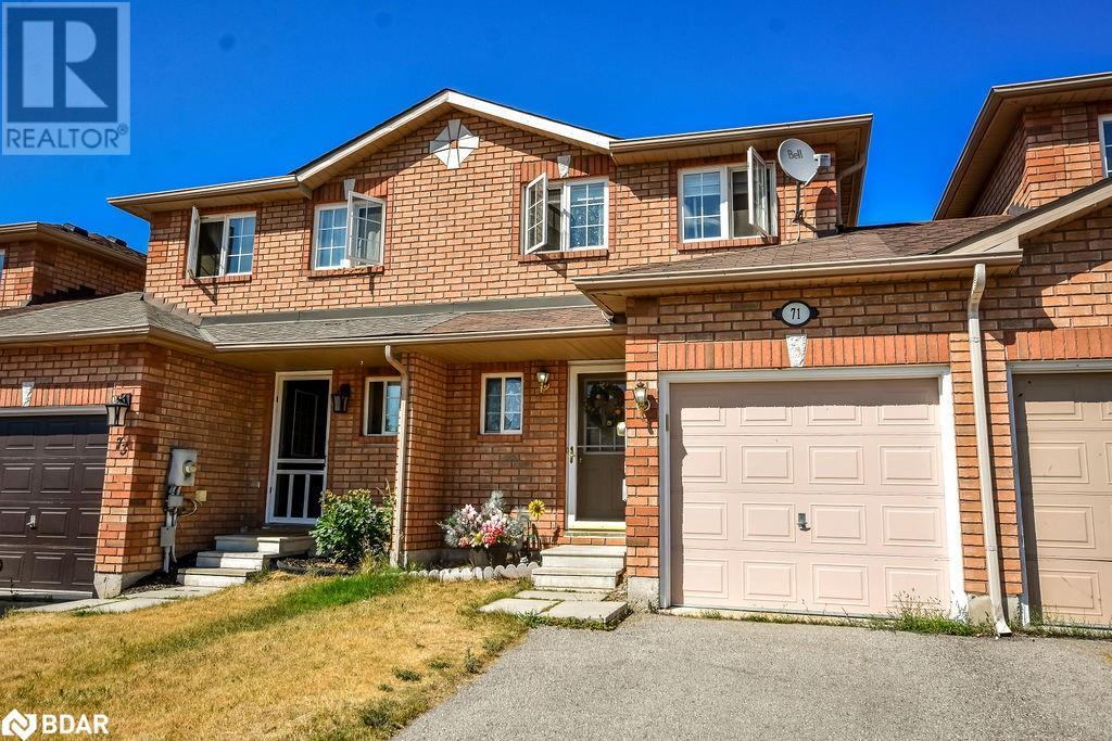 71 Goodwin Dr, Barrie, ON L4N 5Z8