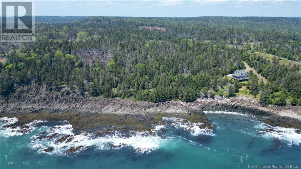 7 Route 776 #01, Grand Manan, NB E5G 4K5