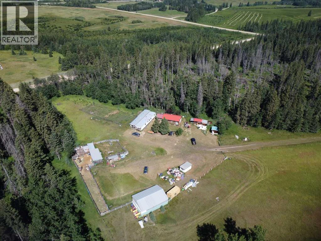 26127 Township Road 414, Lacombe, AB T4L 1K3